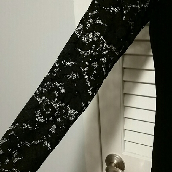 Lace top - Picture 4 of 6